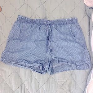 Blue stripped universal thread shorts size medium